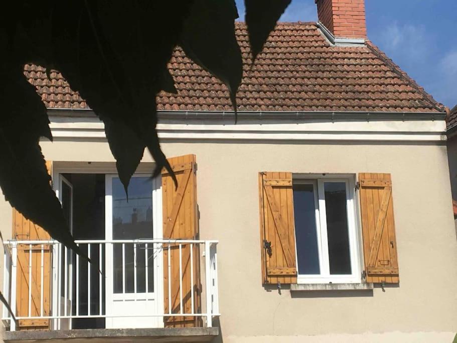 Veroliv : Superbe Appartement Renove Proche Du Centre-Ville Le Creusot Dış mekan fotoğraf