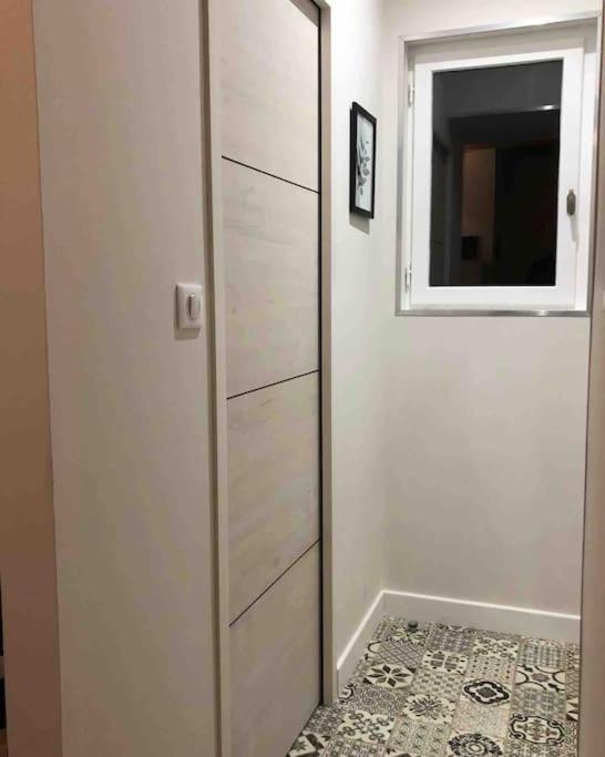 Veroliv : Superbe Appartement Renove Proche Du Centre-Ville Le Creusot Dış mekan fotoğraf